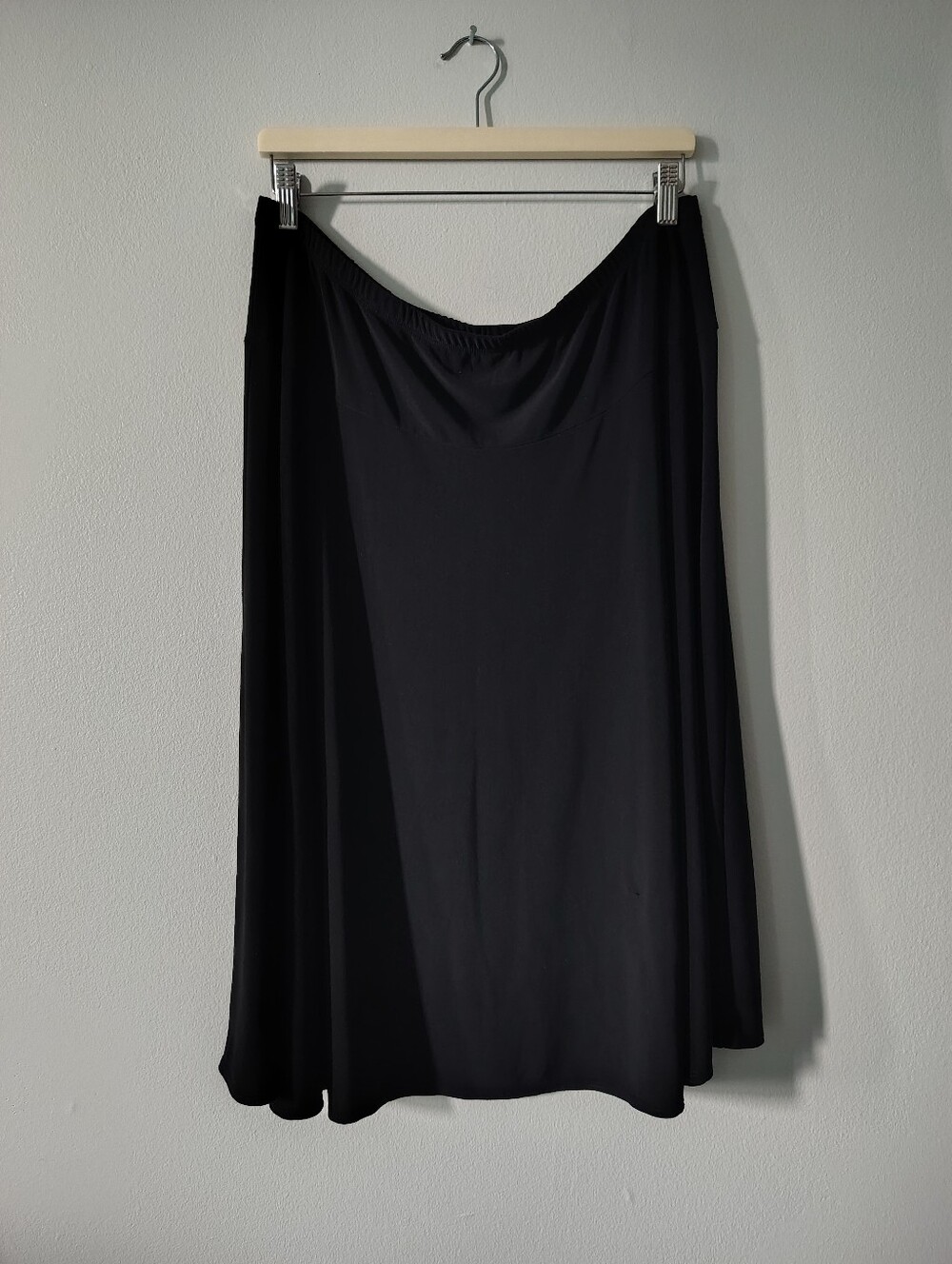☀️ SUMMER SALE!! Denver Hayes Black Lightweight Midi Skirt - 2XL